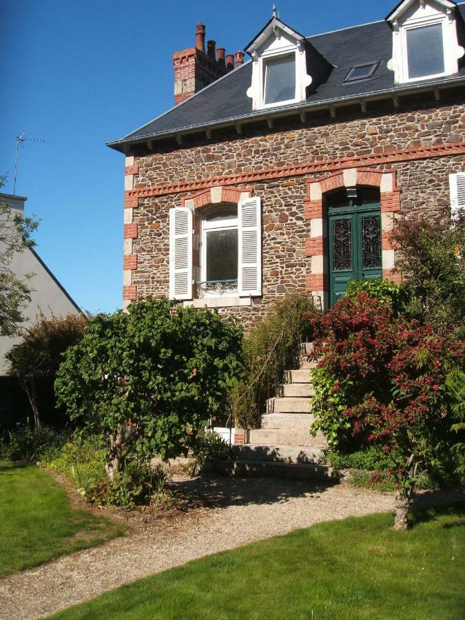 Maison De Charme Villa Binic Exterior foto